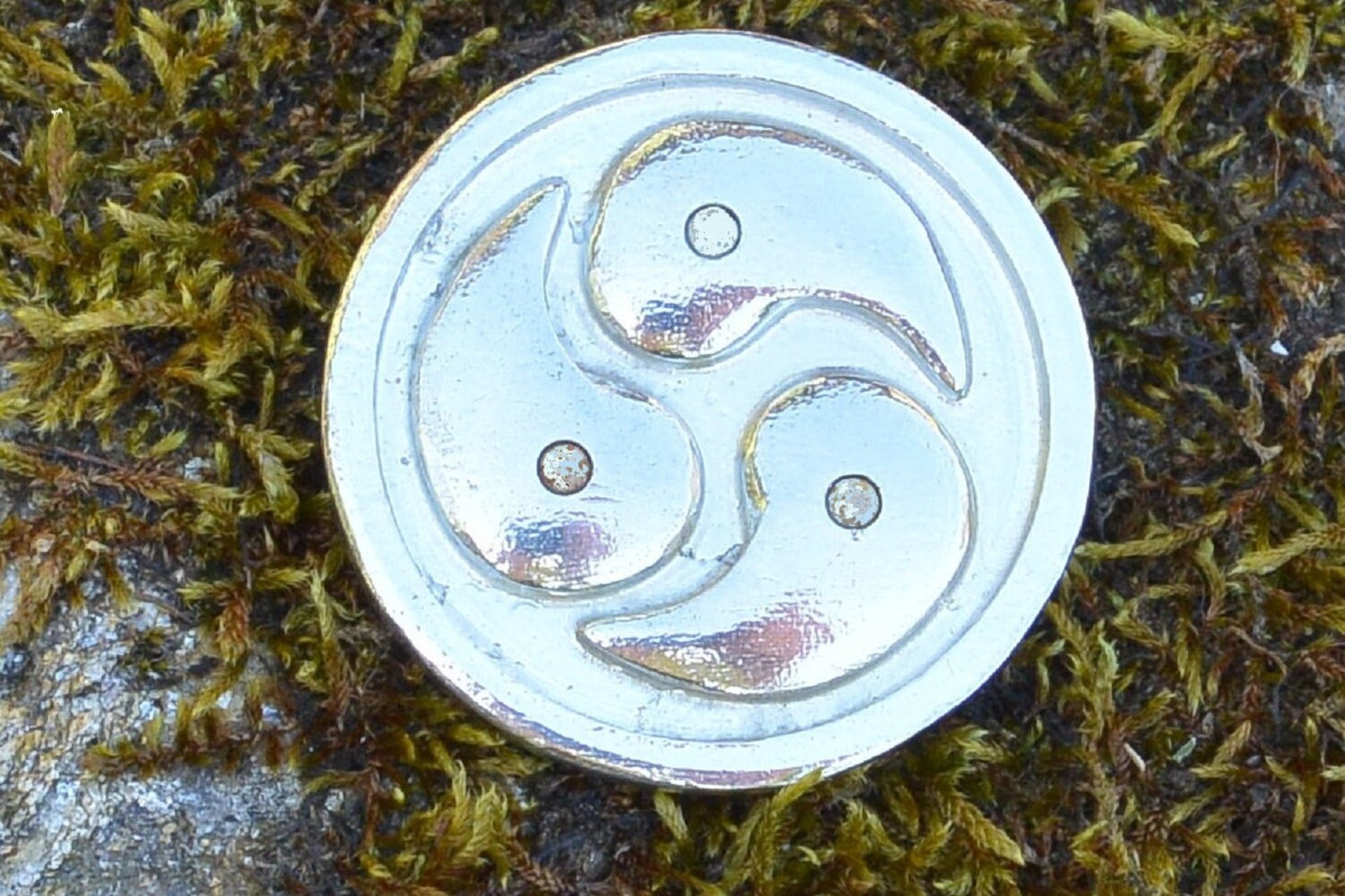 BDSM Brooch, 3 cm across