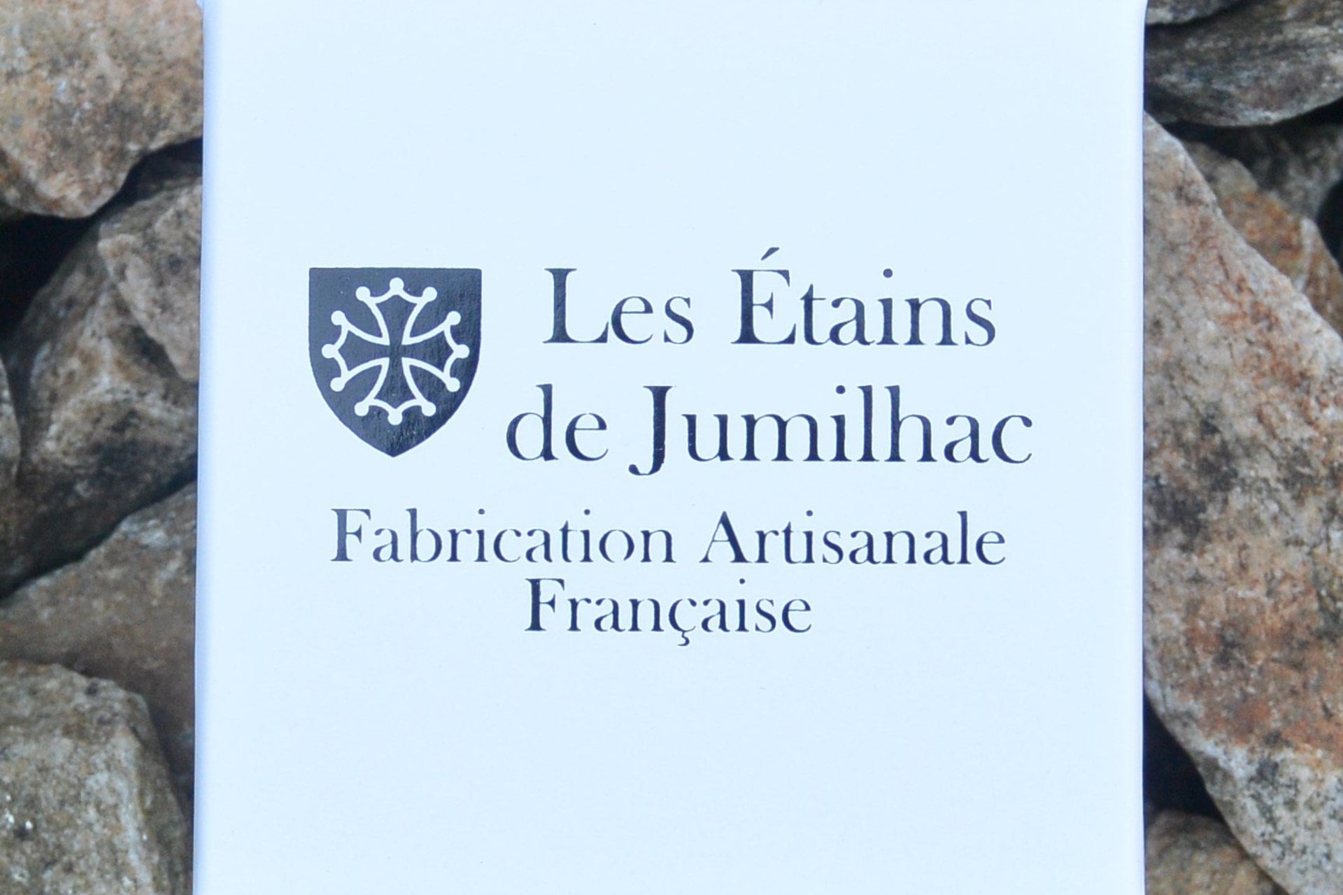 Collier Vagina, Faite Main en Etain par William Sturt des Etains de Jumilhac